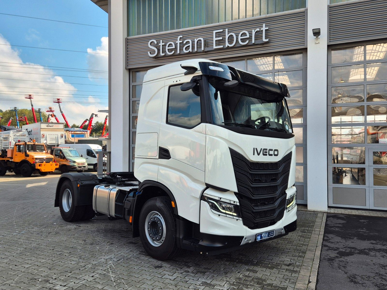 Iveco X-Way AS440X50T/P ON+ Hydraulik Intarder Cam - Vetopöytäauto: kuva Iveco X-Way AS440X50T/P ON+ Hydraulik Intarder Cam - Vetopöytäauto Iveco X-Way AS440X50T/P ON+ Hydraulik Intarder Cam - Vetopöytäauto: kuva Iveco X-Way AS440X50T/P ON+ Hydraulik Intarder Cam - Vetopöytäauto