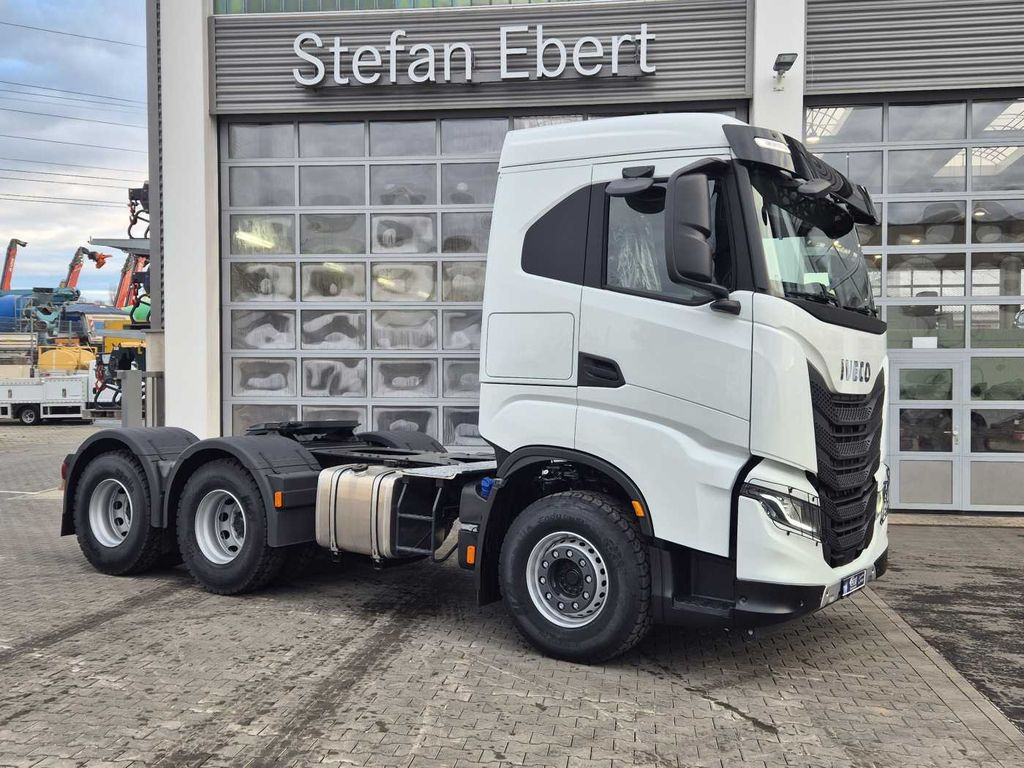 Iveco X-Way AS440X57TZ/P ON+ 6x4 Intarder Bett - Vetopöytäauto: kuva Iveco X-Way AS440X57TZ/P ON+ 6x4 Intarder Bett - Vetopöytäauto Iveco X-Way AS440X57TZ/P ON+ 6x4 Intarder Bett - Vetopöytäauto: kuva Iveco X-Way AS440X57TZ/P ON+ 6x4 Intarder Bett - Vetopöytäauto