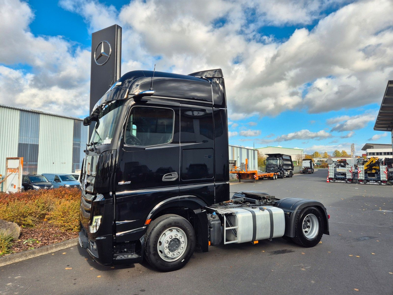 Mercedes-Benz Actros 1848 LS Hydraulik Reatarder Standklima - Vetopöytäauto: kuva Mercedes-Benz Actros 1848 LS Hydraulik Reatarder Standklima - Vetopöytäauto Mercedes-Benz Actros 1848 LS Hydraulik Reatarder Standklima - Vetopöytäauto: kuva Mercedes-Benz Actros 1848 LS Hydraulik Reatarder Standklima - Vetopöytäauto