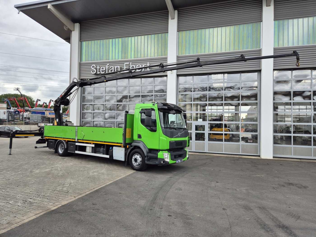 Volvo FL 42 R Kran Hiab XS 088 Funk bis 14 m! Kamera - Lava-kuorma-auto, Nosturiauto: kuva Volvo FL 42 R Kran Hiab XS 088 Funk bis 14 m! Kamera - Lava-kuorma-auto, Nosturiauto Volvo FL 42 R Kran Hiab XS 088 Funk bis 14 m! Kamera - Lava-kuorma-auto, Nosturiauto: kuva Volvo FL 42 R Kran Hiab XS 088 Funk bis 14 m! Kamera - Lava-kuorma-auto, Nosturiauto