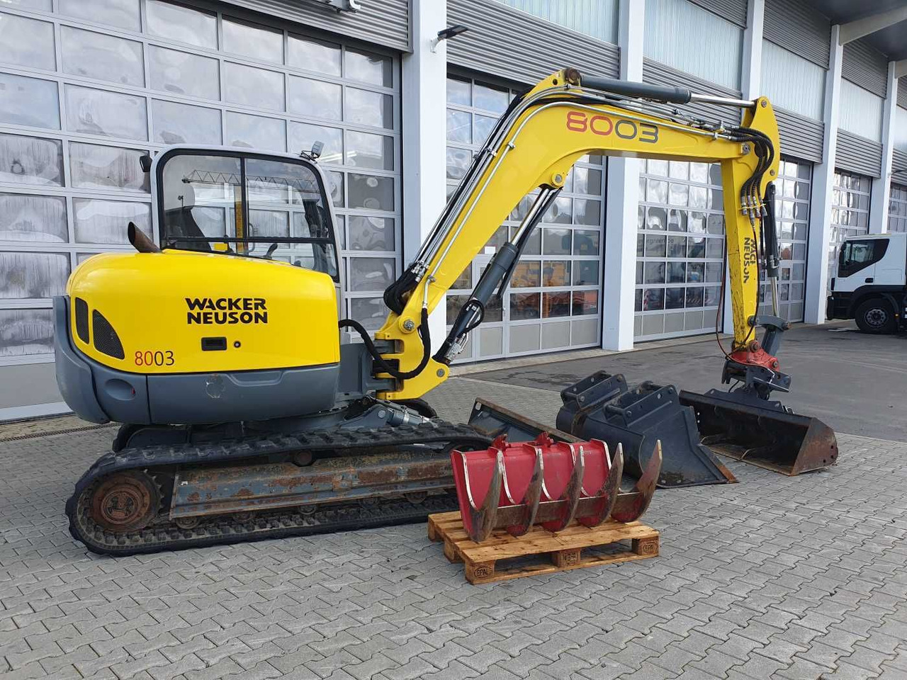 Wacker 8003 / MS08 / nur 4.035h / 2014 / Löffelpaket - Telakaivukone: kuva Wacker 8003 / MS08 / nur 4.035h / 2014 / Löffelpaket - Telakaivukone Wacker 8003 / MS08 / nur 4.035h / 2014 / Löffelpaket - Telakaivukone: kuva Wacker 8003 / MS08 / nur 4.035h / 2014 / Löffelpaket - Telakaivukone