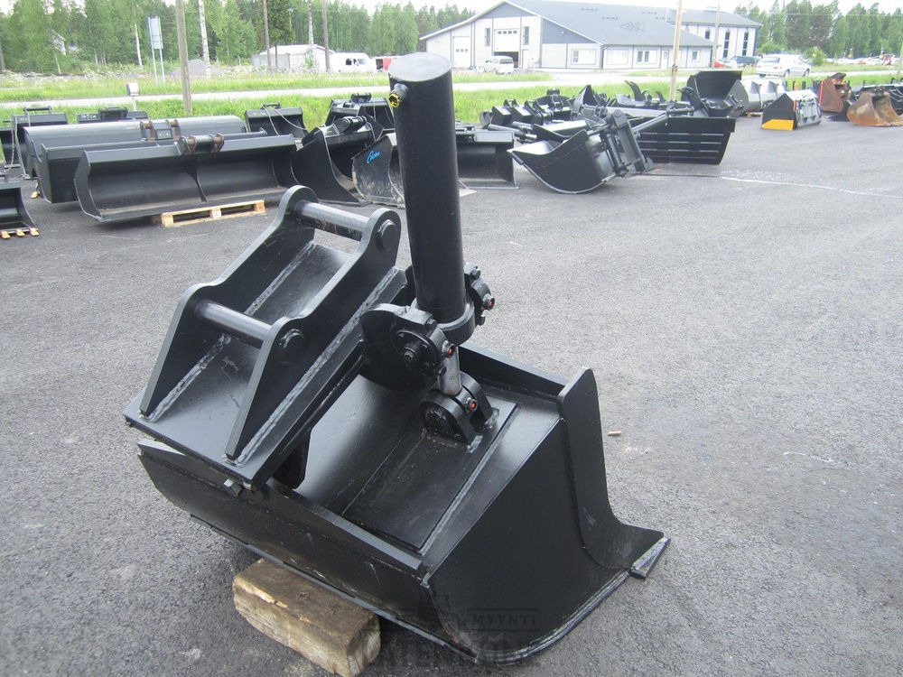 Laten Kallistuva luiskakauha 1550mm Miller 65 TS - Kauha - Rakennuskoneet: kuva Laten Kallistuva luiskakauha 1550mm Miller 65 TS - Kauha - Rakennuskoneet Laten Kallistuva luiskakauha 1550mm Miller 65 TS - Kauha - Rakennuskoneet: kuva Laten Kallistuva luiskakauha 1550mm Miller 65 TS - Kauha - Rakennuskoneet