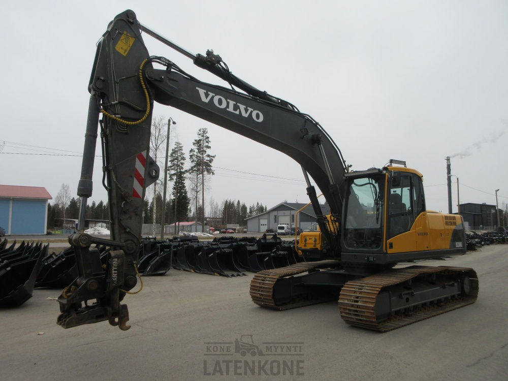 Volvo EC210CL kaivinkone - Telakaivukone: kuva Volvo EC210CL kaivinkone - Telakaivukone Volvo EC210CL kaivinkone - Telakaivukone: kuva Volvo EC210CL kaivinkone - Telakaivukone