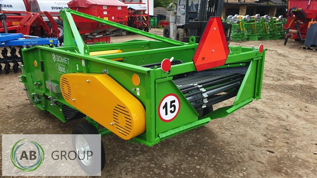 2-row Conveyor Digger Bomet Upus Z656/2 - Perunannostokone: kuva 2-row Conveyor Digger Bomet Upus Z656/2 - Perunannostokone 2-row Conveyor Digger Bomet Upus Z656/2 - Perunannostokone: kuva 2-row Conveyor Digger Bomet Upus Z656/2 - Perunannostokone