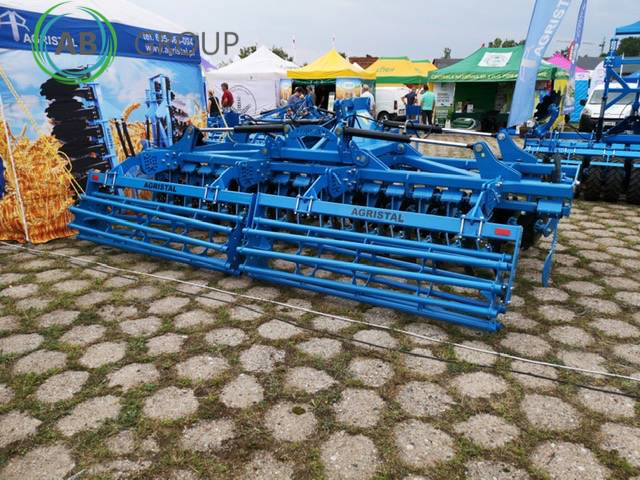 Agristal BTH hydraulic folding disc harrow 4.5 m - Äes: kuva Agristal BTH hydraulic folding disc harrow 4.5 m - Äes Agristal BTH hydraulic folding disc harrow 4.5 m - Äes: kuva Agristal BTH hydraulic folding disc harrow 4.5 m - Äes