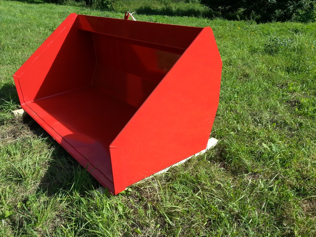 Agromet bucket with hydraulics ŁH-1000 for tractor - Kuormaajan kauha - Maatalouskoneet: kuva Agromet bucket with hydraulics ŁH-1000 for tractor - Kuormaajan kauha - Maatalouskoneet Agromet bucket with hydraulics ŁH-1000 for tractor - Kuormaajan kauha - Maatalouskoneet: kuva Agromet bucket with hydraulics ŁH-1000 for tractor - Kuormaajan kauha - Maatalouskoneet