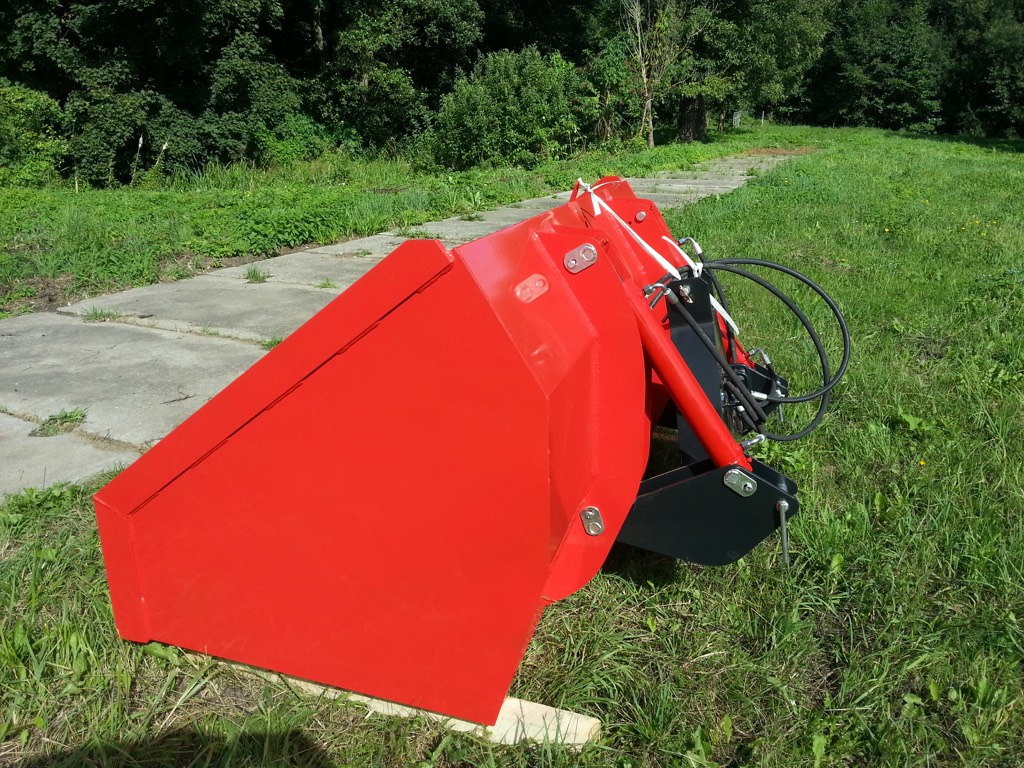 Agromet bucket with hydraulics ŁH-2500 for tractor - Kuormaajan kauha - Maatalouskoneet: kuva Agromet bucket with hydraulics ŁH-2500 for tractor - Kuormaajan kauha - Maatalouskoneet Agromet bucket with hydraulics ŁH-2500 for tractor - Kuormaajan kauha - Maatalouskoneet: kuva Agromet bucket with hydraulics ŁH-2500 for tractor - Kuormaajan kauha - Maatalouskoneet
