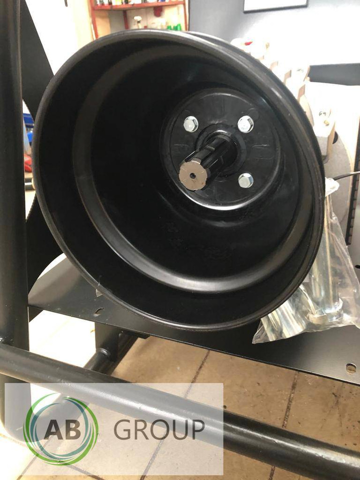 Agrovolt Generator AV18 - Sähkögeneraattori: kuva Agrovolt Generator AV18 - Sähkögeneraattori Agrovolt Generator AV18 - Sähkögeneraattori: kuva Agrovolt Generator AV18 - Sähkögeneraattori