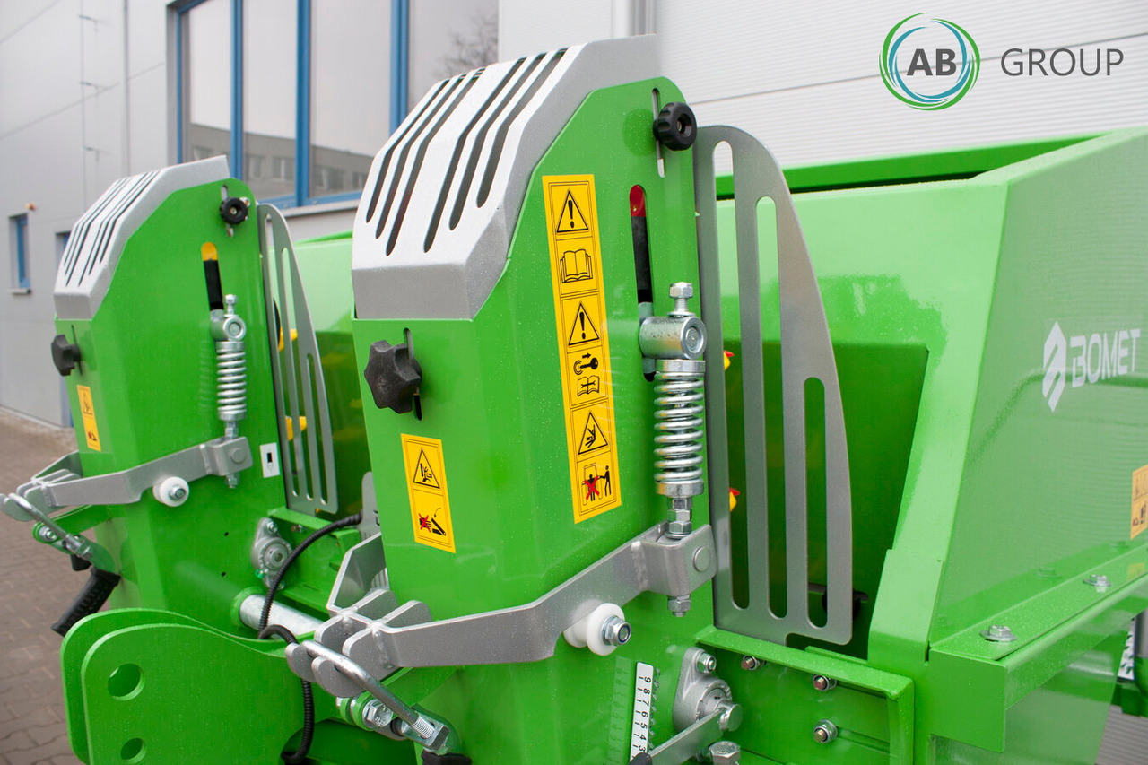 Bomet Gemini S339 two-row potato planter (inter-row width: 67.5 - 80 cm) - Perunanistutuskone: kuva Bomet Gemini S339 two-row potato planter (inter-row width: 67.5 - 80 cm) - Perunanistutuskone Bomet Gemini S339 two-row potato planter (inter-row width: 67.5 - 80 cm) - Perunanistutuskone: kuva Bomet Gemini S339 two-row potato planter (inter-row width: 67.5 - 80 cm) - Perunanistutuskone