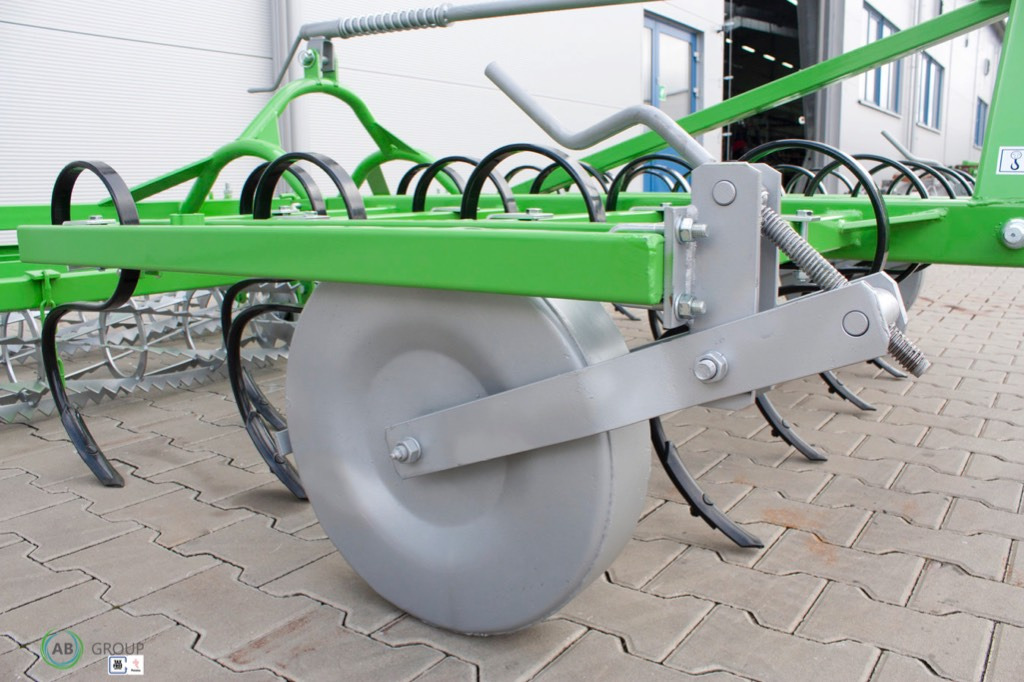 Bomet cultivator Carina U725/1, 3,2 m - Kultivaattori: kuva Bomet cultivator Carina U725/1, 3,2 m - Kultivaattori Bomet cultivator Carina U725/1, 3,2 m - Kultivaattori: kuva Bomet cultivator Carina U725/1, 3,2 m - Kultivaattori