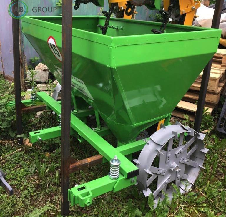 Bomet two-row potato planter Gemini S239/1 - Perunanistutuskone: kuva Bomet two-row potato planter Gemini S239/1 - Perunanistutuskone Bomet two-row potato planter Gemini S239/1 - Perunanistutuskone: kuva Bomet two-row potato planter Gemini S239/1 - Perunanistutuskone