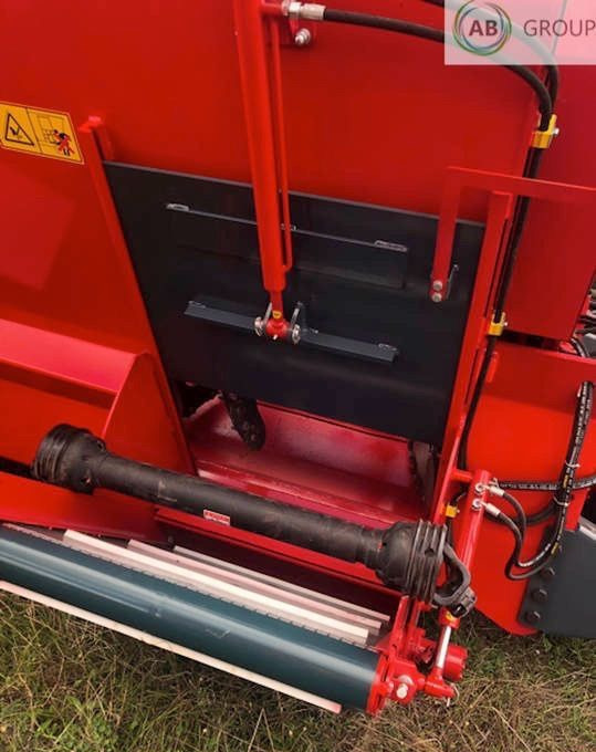 Fimaks Feeder Mixer FMHII 12m3 - Seosrehuvaunu: kuva Fimaks Feeder Mixer FMHII 12m3 - Seosrehuvaunu Fimaks Feeder Mixer FMHII 12m3 - Seosrehuvaunu: kuva Fimaks Feeder Mixer FMHII 12m3 - Seosrehuvaunu