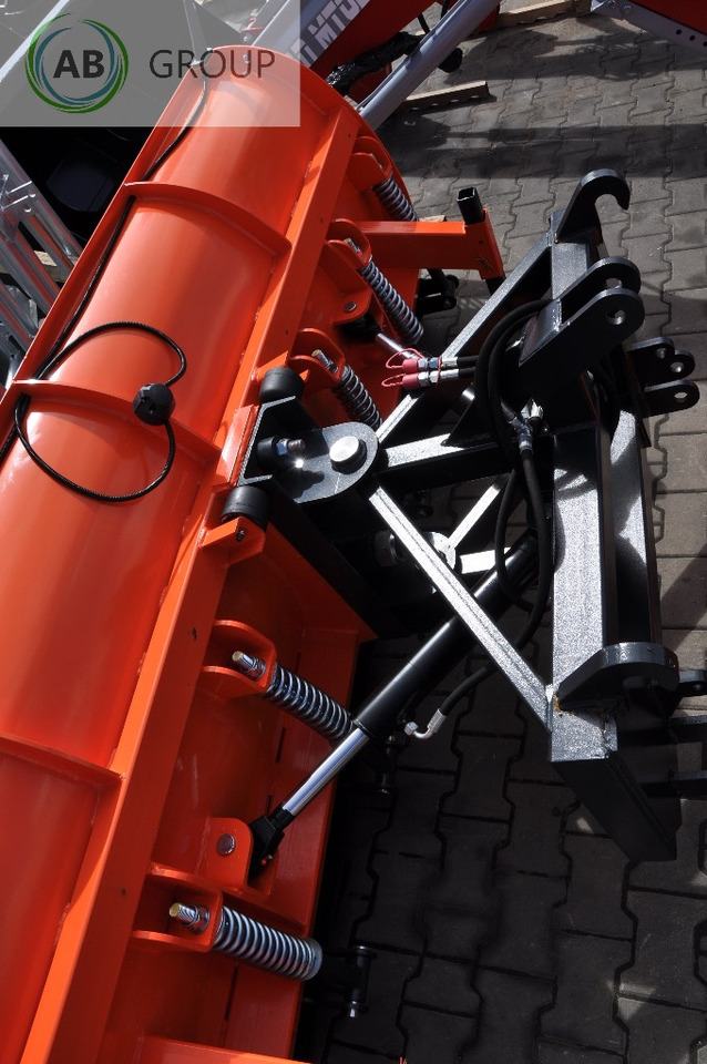 Metal-Technik snow plow 3.0 m category II - Lumiaura - Maatalouskoneet: kuva Metal-Technik snow plow 3.0 m category II - Lumiaura - Maatalouskoneet Metal-Technik snow plow 3.0 m category II - Lumiaura - Maatalouskoneet: kuva Metal-Technik snow plow 3.0 m category II - Lumiaura - Maatalouskoneet