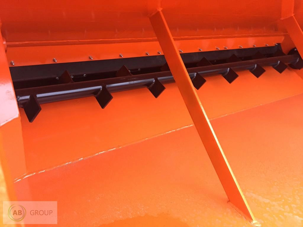 Pomarol self-loading sand spreader PS150, 1.3 m - Hiekoitin: kuva Pomarol self-loading sand spreader PS150, 1.3 m - Hiekoitin Pomarol self-loading sand spreader PS150, 1.3 m - Hiekoitin: kuva Pomarol self-loading sand spreader PS150, 1.3 m - Hiekoitin