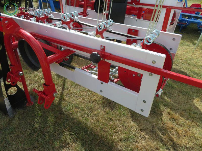 Taret belt rake Z296 - Pöyhin: kuva Taret belt rake Z296 - Pöyhin Taret belt rake Z296 - Pöyhin: kuva Taret belt rake Z296 - Pöyhin