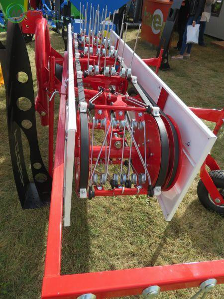 Taret belt rake Z296 - Pöyhin: kuva Taret belt rake Z296 - Pöyhin Taret belt rake Z296 - Pöyhin: kuva Taret belt rake Z296 - Pöyhin