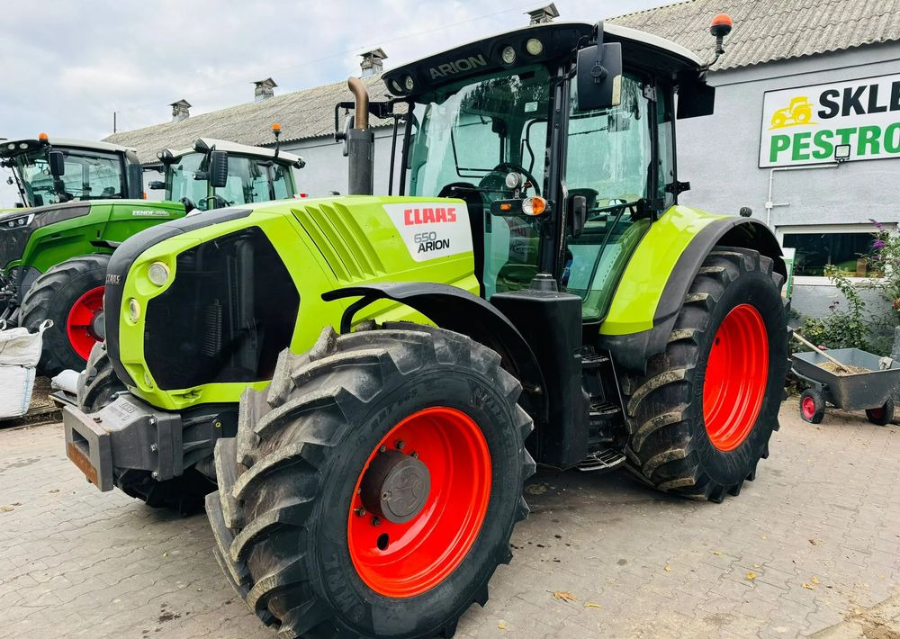 Claas Arion 650 - Traktori: kuva Claas Arion 650 - Traktori Claas Arion 650 - Traktori: kuva Claas Arion 650 - Traktori