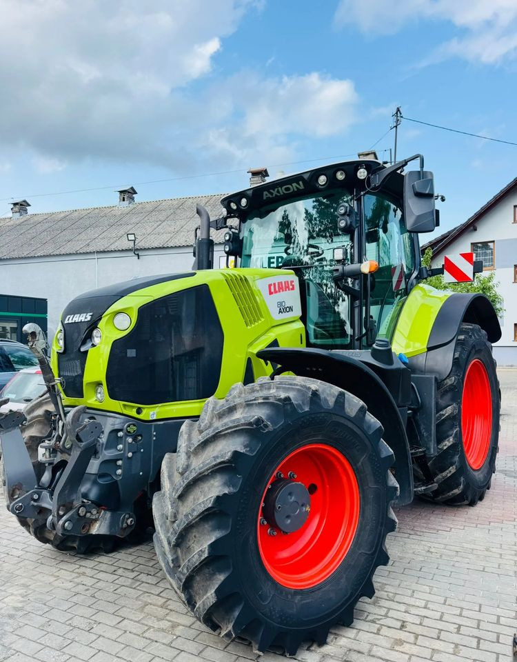 Claas Axion 810 CMATIC - Traktori: kuva Claas Axion 810 CMATIC - Traktori Claas Axion 810 CMATIC - Traktori: kuva Claas Axion 810 CMATIC - Traktori