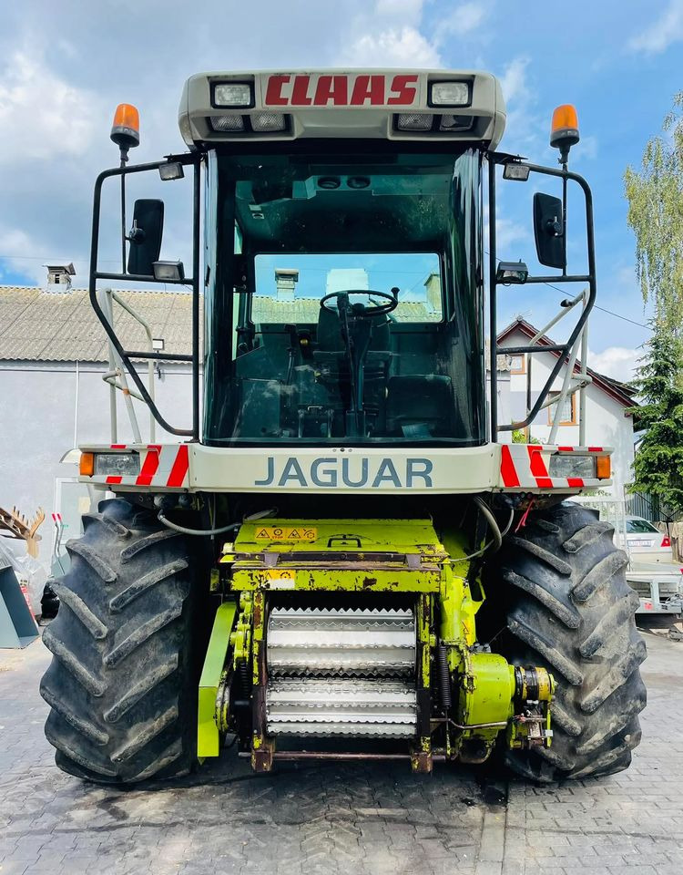 Claas Jaguar 880 - Itsekulkeva silppuri: kuva Claas Jaguar 880 - Itsekulkeva silppuri Claas Jaguar 880 - Itsekulkeva silppuri: kuva Claas Jaguar 880 - Itsekulkeva silppuri