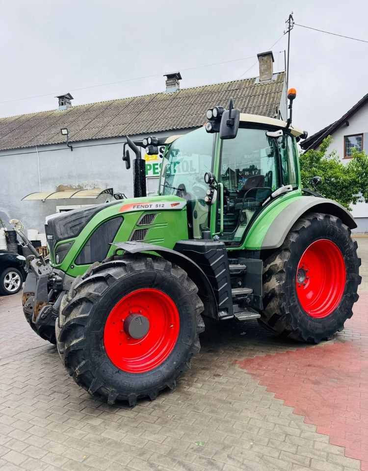 Fendt 512 Vario - Traktori: kuva Fendt 512 Vario - Traktori Fendt 512 Vario - Traktori: kuva Fendt 512 Vario - Traktori