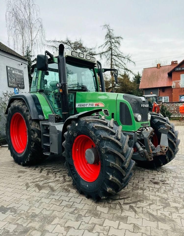 Fendt 718 Vario TMS - Traktori: kuva Fendt 718 Vario TMS - Traktori Fendt 718 Vario TMS - Traktori: kuva Fendt 718 Vario TMS - Traktori