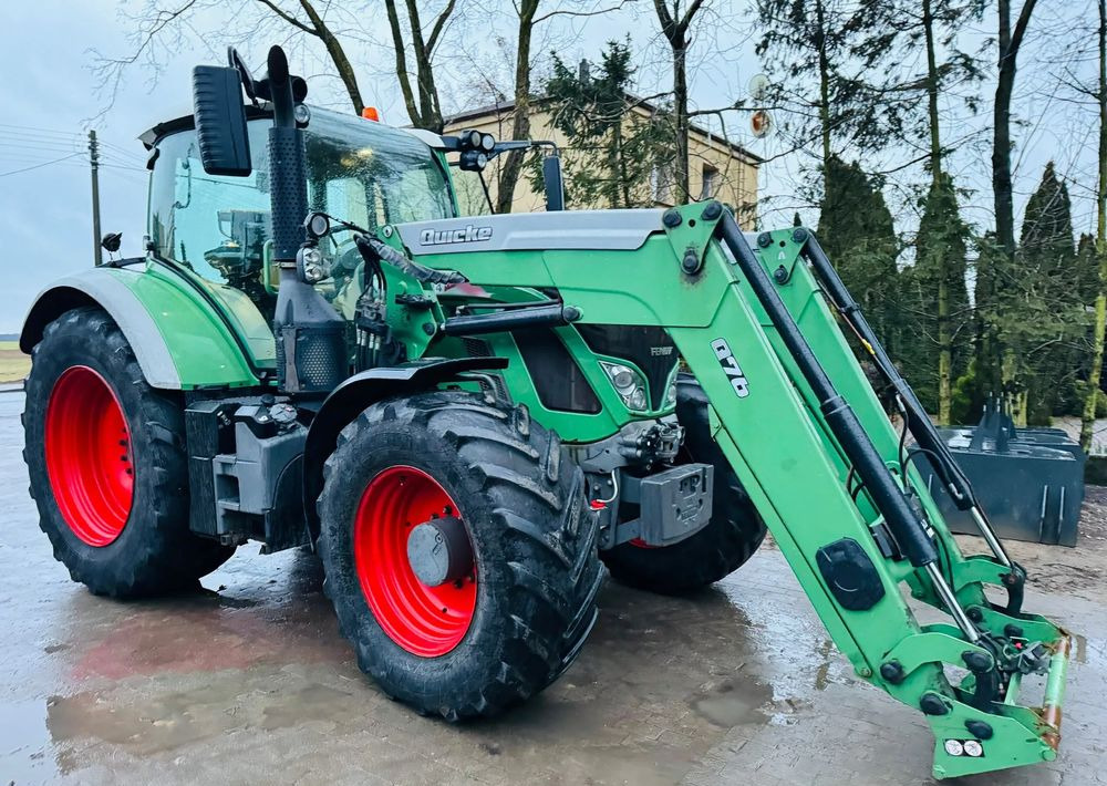 Fendt 724 - Traktori: kuva Fendt 724 - Traktori Fendt 724 - Traktori: kuva Fendt 724 - Traktori
