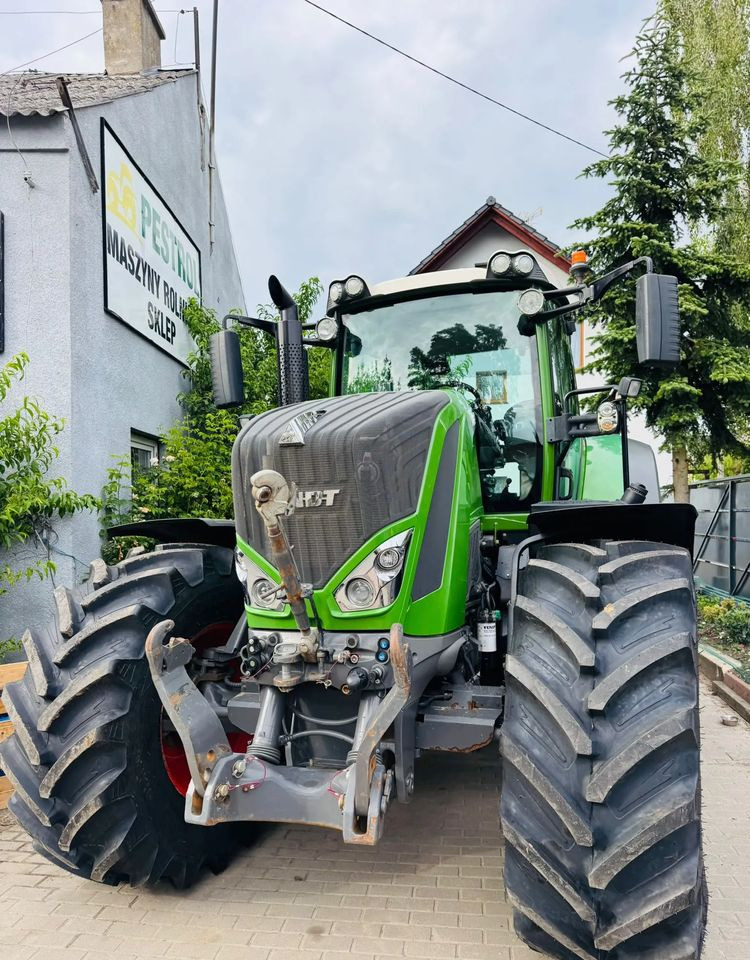 Fendt 828 Vario Profi Plus - Traktori: kuva Fendt 828 Vario Profi Plus - Traktori Fendt 828 Vario Profi Plus - Traktori: kuva Fendt 828 Vario Profi Plus - Traktori