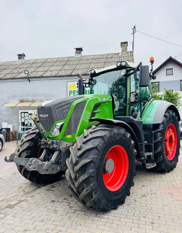 Fendt 828 Vario Profi Plus - Traktori: kuva Fendt 828 Vario Profi Plus - Traktori Fendt 828 Vario Profi Plus - Traktori: kuva Fendt 828 Vario Profi Plus - Traktori