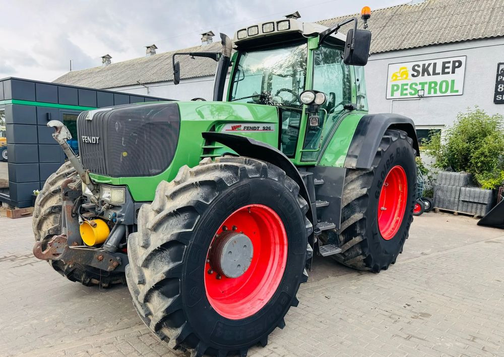 Fendt 926 Vario - Traktori: kuva Fendt 926 Vario - Traktori Fendt 926 Vario - Traktori: kuva Fendt 926 Vario - Traktori