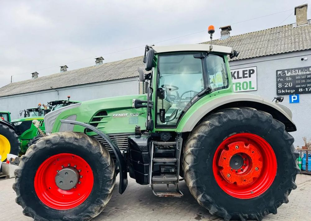 Fendt 933 Vario - Traktori: kuva Fendt 933 Vario - Traktori Fendt 933 Vario - Traktori: kuva Fendt 933 Vario - Traktori