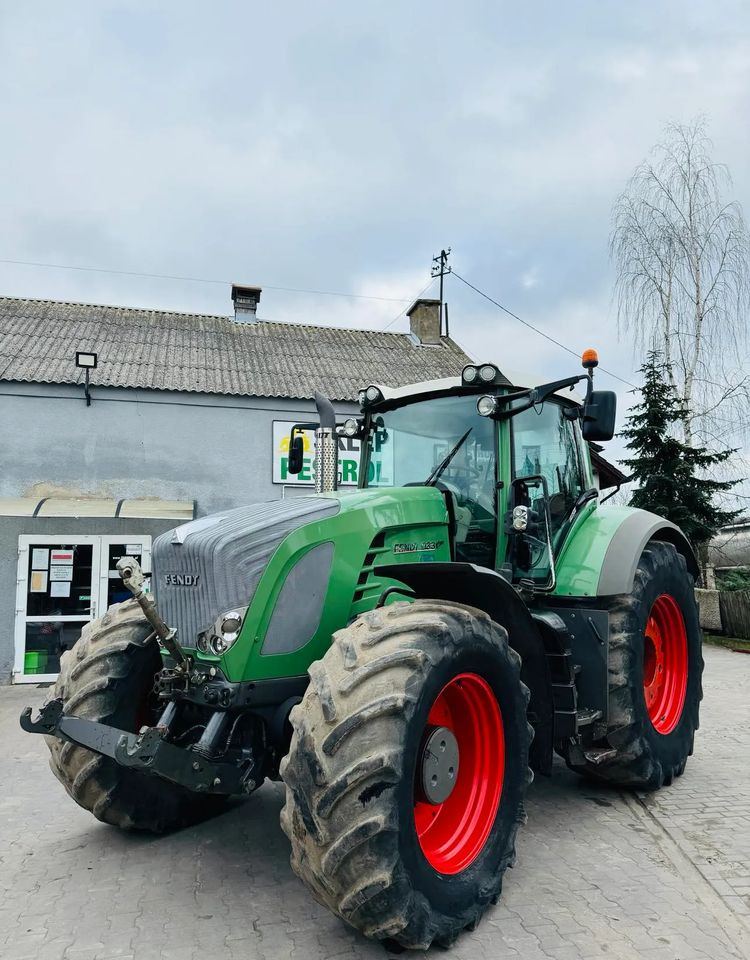 Fendt 933 Vario - Traktori: kuva Fendt 933 Vario - Traktori Fendt 933 Vario - Traktori: kuva Fendt 933 Vario - Traktori
