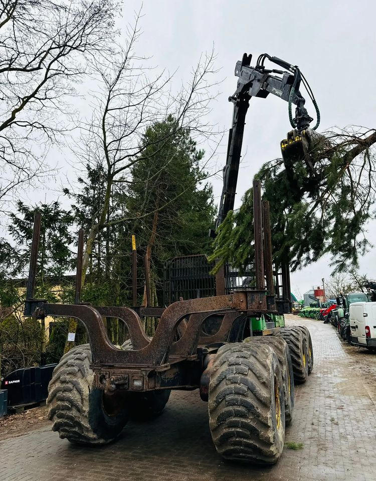 John Deere 1910E - Kuormatraktori: kuva John Deere 1910E - Kuormatraktori John Deere 1910E - Kuormatraktori: kuva John Deere 1910E - Kuormatraktori