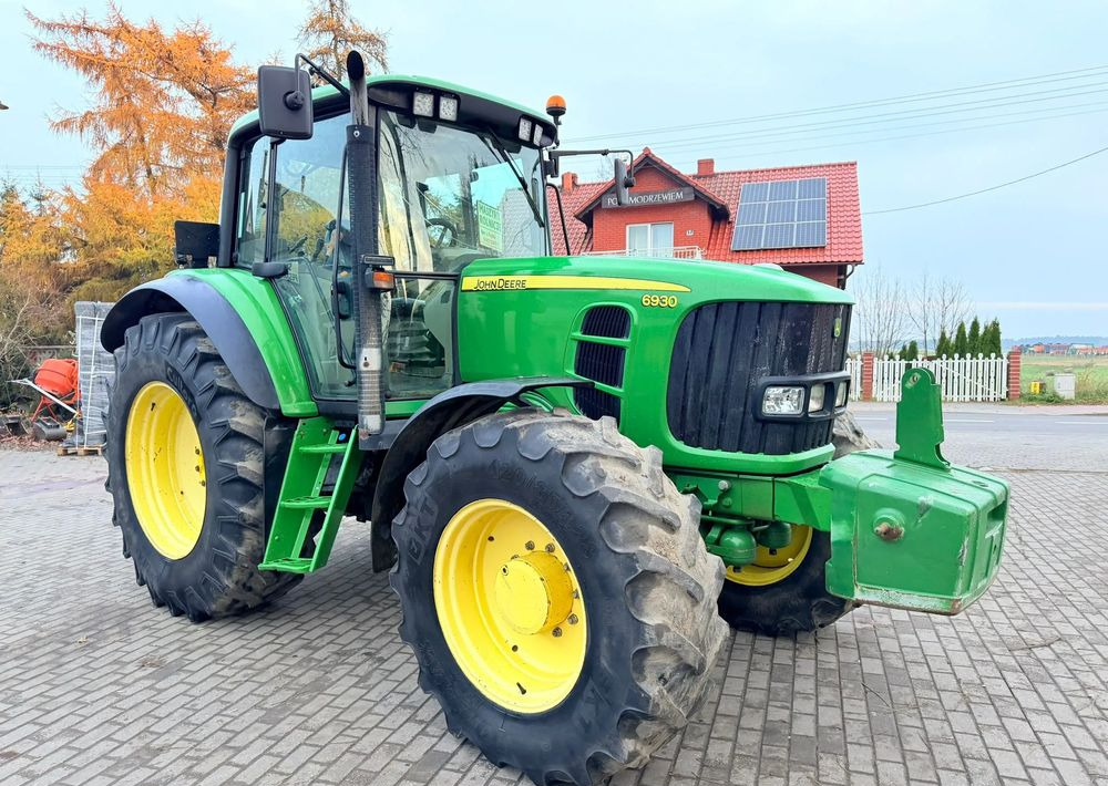 John Deere 6930 - Traktori: kuva John Deere 6930 - Traktori John Deere 6930 - Traktori: kuva John Deere 6930 - Traktori