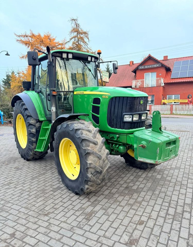 John Deere 6930 - Traktori: kuva John Deere 6930 - Traktori John Deere 6930 - Traktori: kuva John Deere 6930 - Traktori