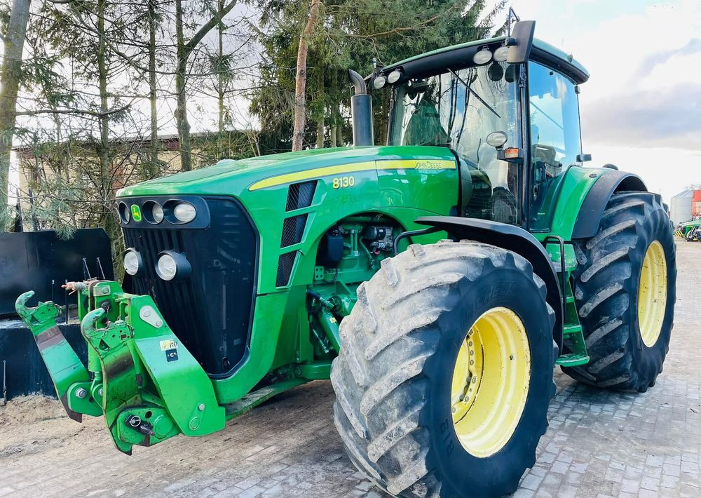 John Deere 8130 - Traktori: kuva John Deere 8130 - Traktori John Deere 8130 - Traktori: kuva John Deere 8130 - Traktori