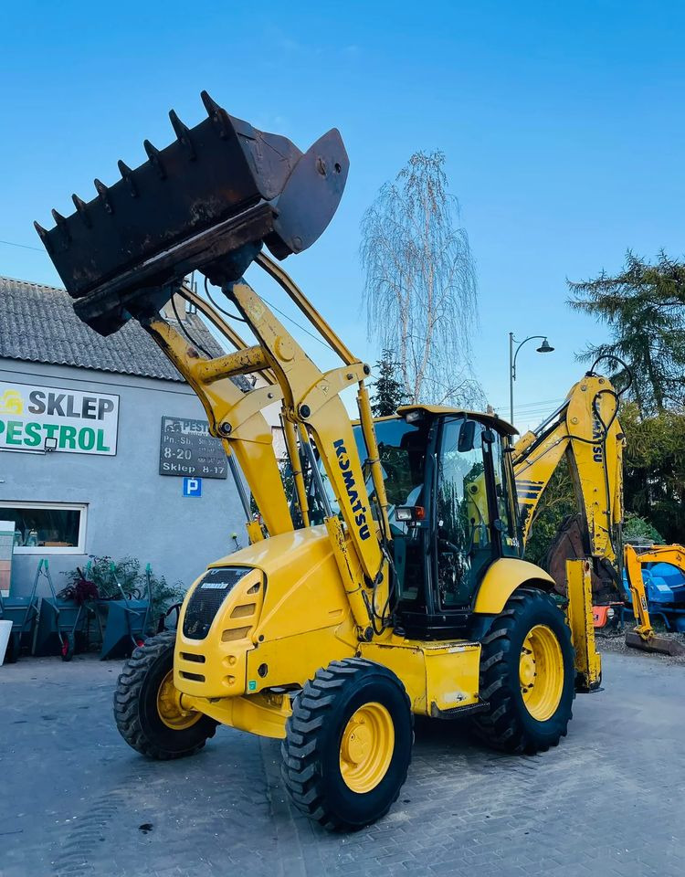 Komatsu WB93R - Kaivuri-trukki: kuva Komatsu WB93R - Kaivuri-trukki Komatsu WB93R - Kaivuri-trukki: kuva Komatsu WB93R - Kaivuri-trukki