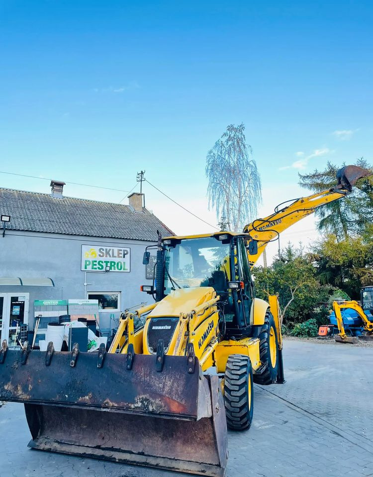 Komatsu WB93R - Kaivuri-trukki: kuva Komatsu WB93R - Kaivuri-trukki Komatsu WB93R - Kaivuri-trukki: kuva Komatsu WB93R - Kaivuri-trukki