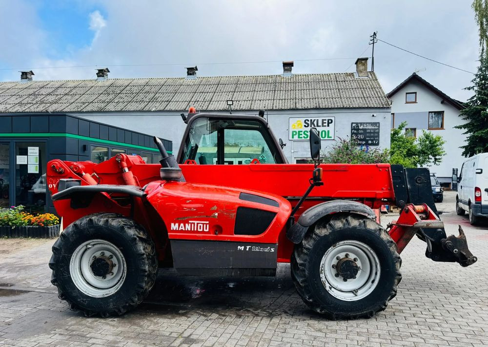 Manitou 1235S - Kurottaja: kuva Manitou 1235S - Kurottaja Manitou 1235S - Kurottaja: kuva Manitou 1235S - Kurottaja