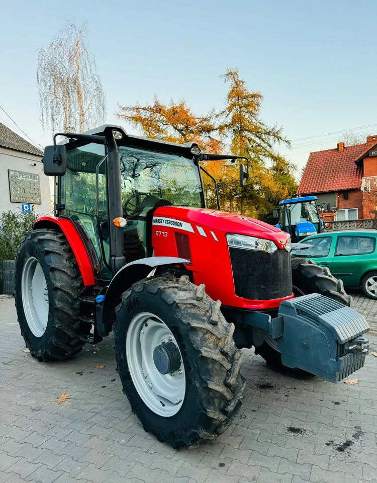 Massey Ferguson 6713 - Traktori: kuva Massey Ferguson 6713 - Traktori Massey Ferguson 6713 - Traktori: kuva Massey Ferguson 6713 - Traktori