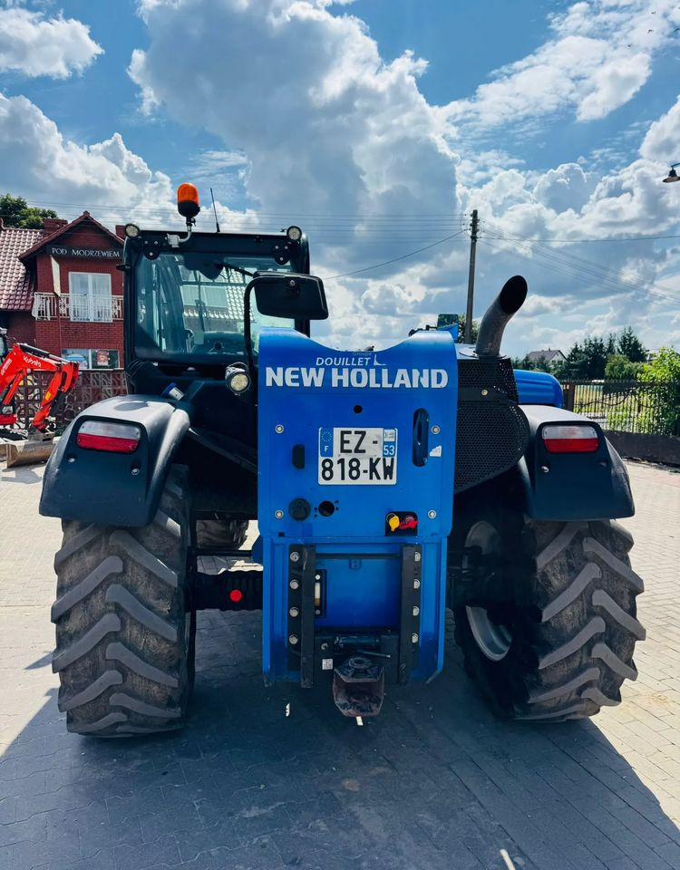 New Holland L7.42 - Kurottaja: kuva New Holland L7.42 - Kurottaja New Holland L7.42 - Kurottaja: kuva New Holland L7.42 - Kurottaja