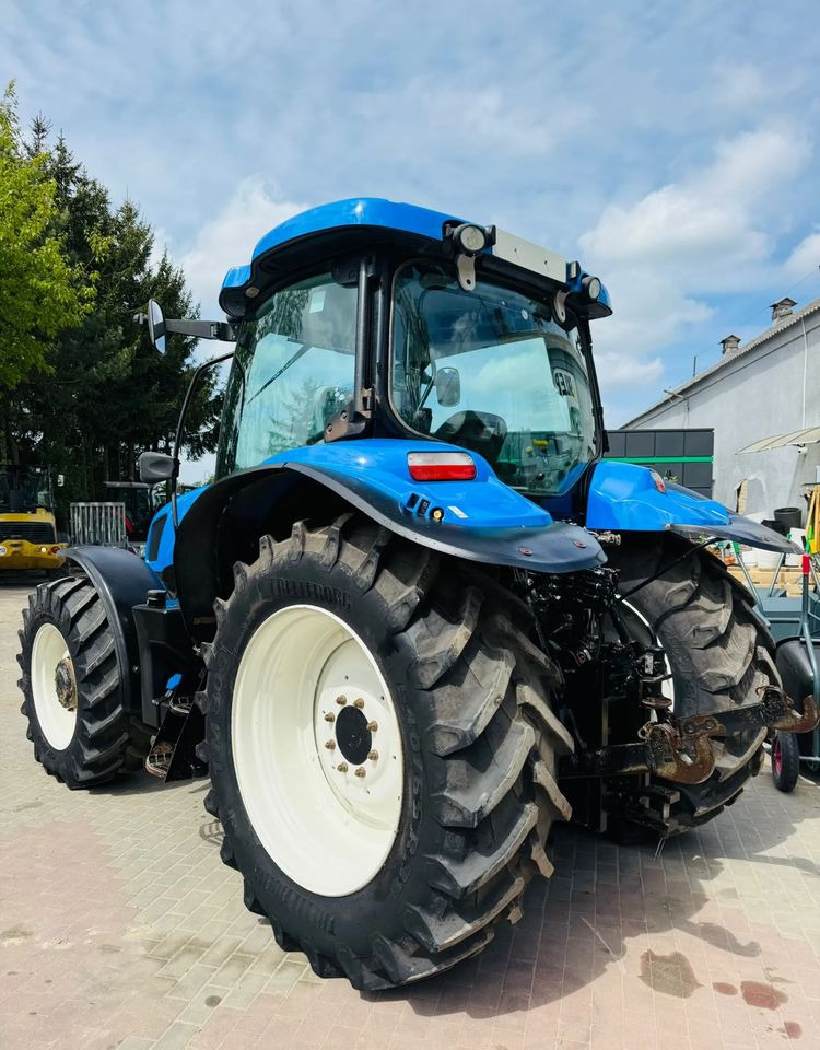 New Holland T6.175 - Traktori: kuva New Holland T6.175 - Traktori New Holland T6.175 - Traktori: kuva New Holland T6.175 - Traktori