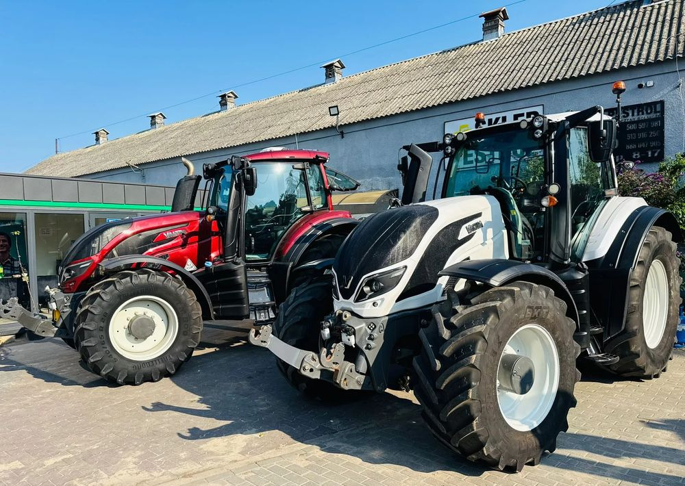 Valtra T174 UNLIMITED Versu - Traktori: kuva Valtra T174 UNLIMITED Versu - Traktori Valtra T174 UNLIMITED Versu - Traktori: kuva Valtra T174 UNLIMITED Versu - Traktori
