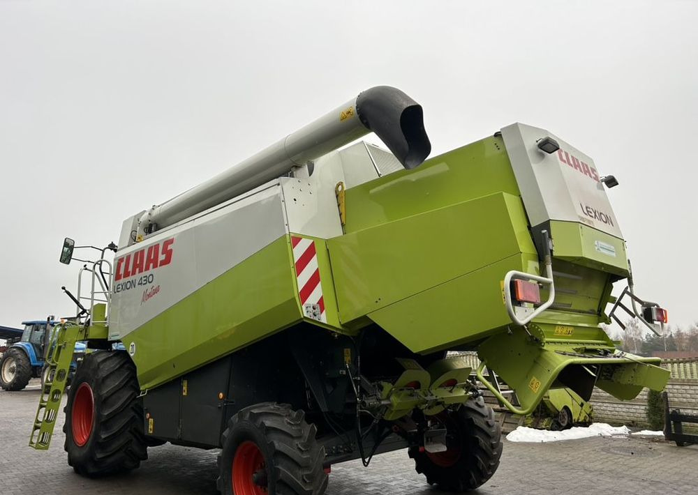 Claas Lexion 430 Montana - Leikkuupuimuri: kuva Claas Lexion 430 Montana - Leikkuupuimuri Claas Lexion 430 Montana - Leikkuupuimuri: kuva Claas Lexion 430 Montana - Leikkuupuimuri
