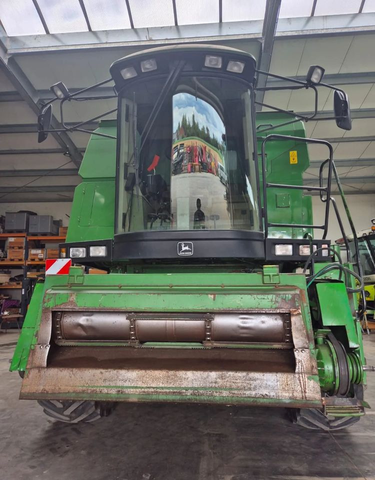 John Deere 2066 - Leikkuupuimuri: kuva  John Deere 2066 - Leikkuupuimuri John Deere 2066 - Leikkuupuimuri: kuva  John Deere 2066 - Leikkuupuimuri