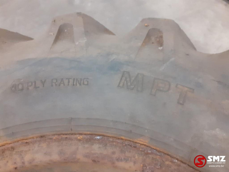 Continental Occ industrieband Continental 14.5R20 - Rengas - Kuorma-auto: kuva Continental Occ industrieband Continental 14.5R20 - Rengas - Kuorma-auto Continental Occ industrieband Continental 14.5R20 - Rengas - Kuorma-auto: kuva Continental Occ industrieband Continental 14.5R20 - Rengas - Kuorma-auto