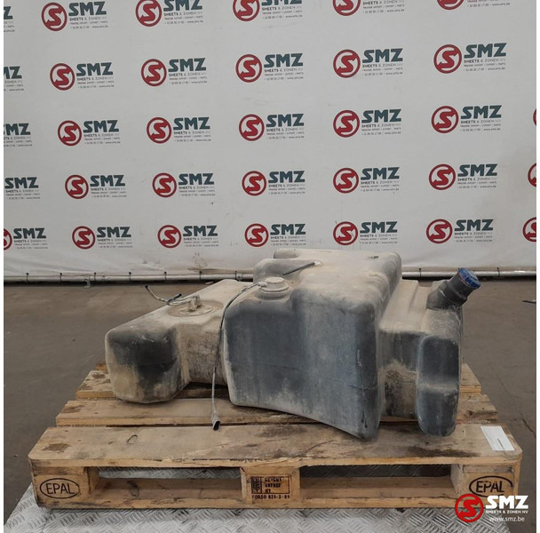 DAF Occ AdBluetank 100L DAF - Polttoainejärjestelmä - Kuorma-auto: kuva DAF Occ AdBluetank 100L DAF - Polttoainejärjestelmä - Kuorma-auto DAF Occ AdBluetank 100L DAF - Polttoainejärjestelmä - Kuorma-auto: kuva DAF Occ AdBluetank 100L DAF - Polttoainejärjestelmä - Kuorma-auto