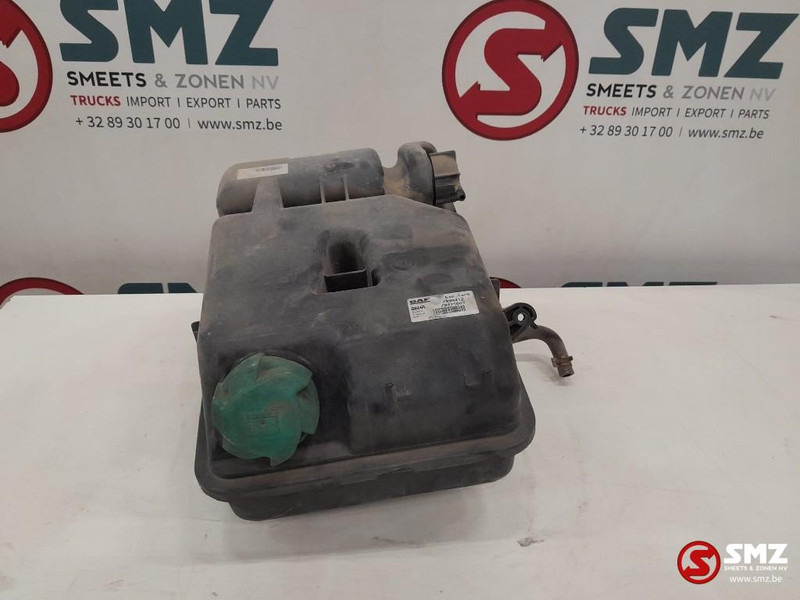 DAF Occ koelvloeistofreservoir DAF - Jäähdytysjärjestelmä - Kuorma-auto: kuva DAF Occ koelvloeistofreservoir DAF - Jäähdytysjärjestelmä - Kuorma-auto DAF Occ koelvloeistofreservoir DAF - Jäähdytysjärjestelmä - Kuorma-auto: kuva DAF Occ koelvloeistofreservoir DAF - Jäähdytysjärjestelmä - Kuorma-auto