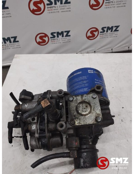 DAF Occ luchtdroger + vacuümregelklep DAF XF95 K116874 - Ohjainyksikkö - Kuorma-auto: kuva DAF Occ luchtdroger + vacuümregelklep DAF XF95 K116874 - Ohjainyksikkö - Kuorma-auto DAF Occ luchtdroger + vacuümregelklep DAF XF95 K116874 - Ohjainyksikkö - Kuorma-auto: kuva DAF Occ luchtdroger + vacuümregelklep DAF XF95 K116874 - Ohjainyksikkö - Kuorma-auto