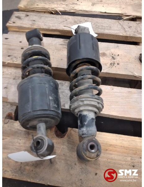 DAF Occ set cabineschokdempers DAF - Ohjaamon ripustus - Kuorma-auto: kuva DAF Occ set cabineschokdempers DAF - Ohjaamon ripustus - Kuorma-auto DAF Occ set cabineschokdempers DAF - Ohjaamon ripustus - Kuorma-auto: kuva DAF Occ set cabineschokdempers DAF - Ohjaamon ripustus - Kuorma-auto