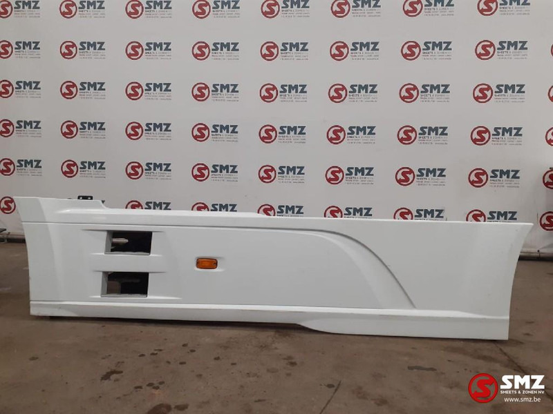 DAF Occ side skirt links DAF - Runko/ Alusta - Kuorma-auto: kuva DAF Occ side skirt links DAF - Runko/ Alusta - Kuorma-auto DAF Occ side skirt links DAF - Runko/ Alusta - Kuorma-auto: kuva DAF Occ side skirt links DAF - Runko/ Alusta - Kuorma-auto